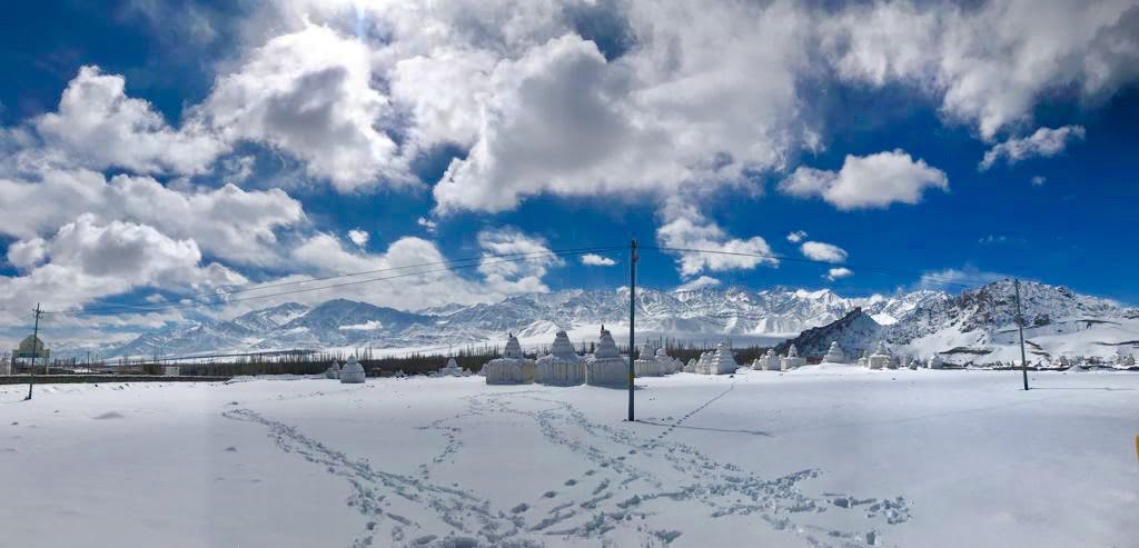 “Embracing Ladakh’s Winter Magic: A Chilly Expedition”